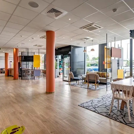 Hotel Marly Saint Germain En Laye Le Port-Marly